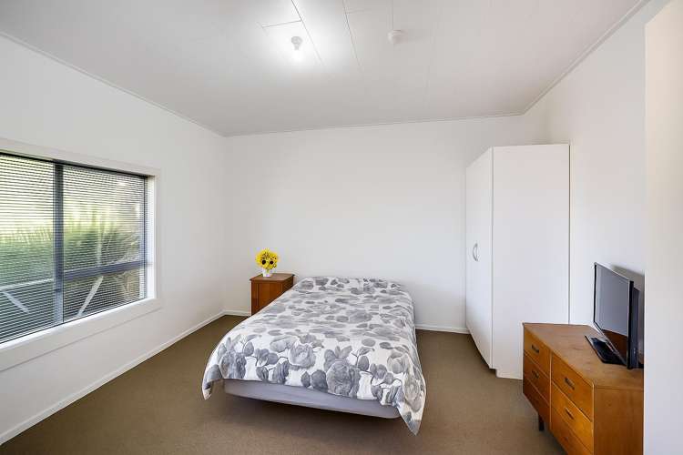 2 Avondale Road Taradale_6