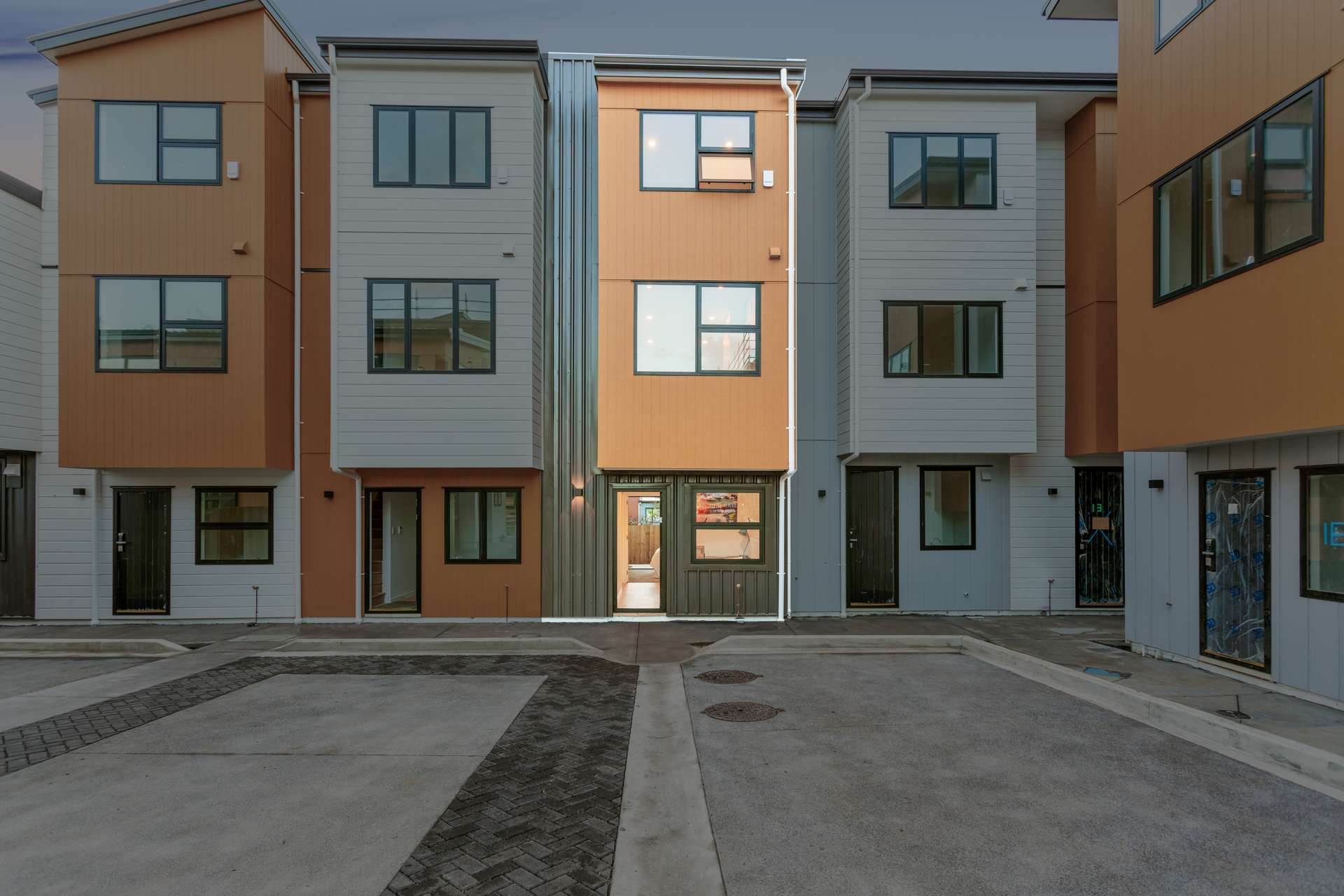 8/28 Lavelle Road Henderson Waitakere City Houses for Sale One Roof