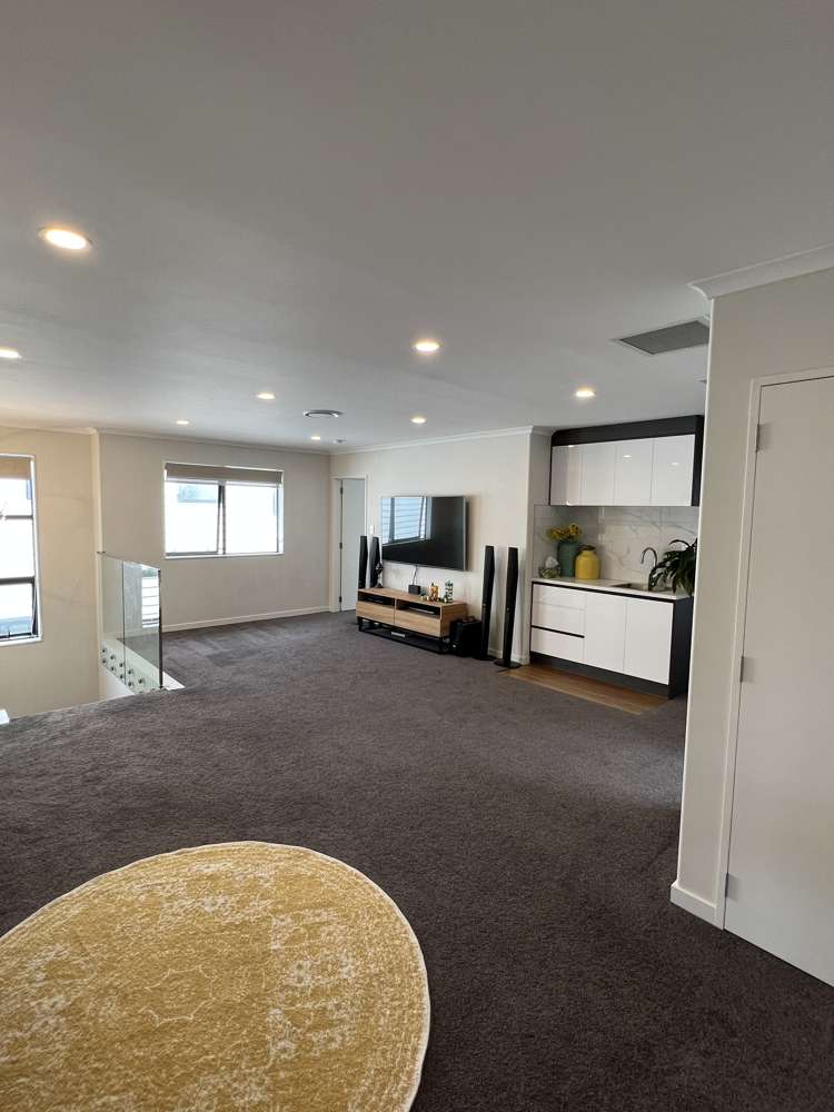 92 Ksenia Drive Flat Bush_11