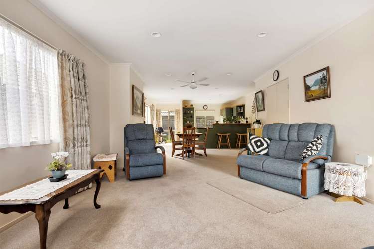 16/285 Vaughan Road Owhata_5