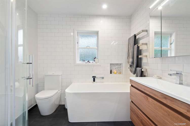 82 Kervil Avenue Te Atatu Peninsula_8