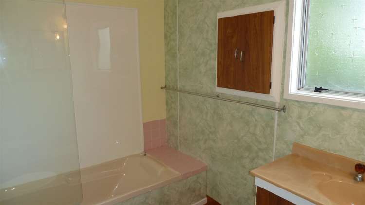 6 Adams Road Thornton Bay_17