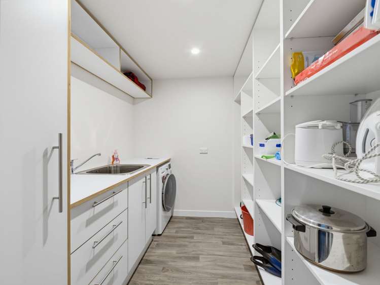 25 & 27 Totara Street Kaka Point_33