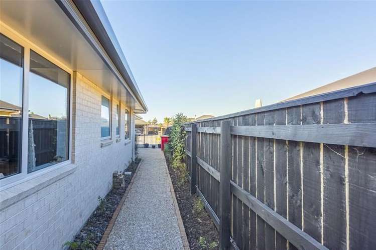 4 Willis Place Renwick_19