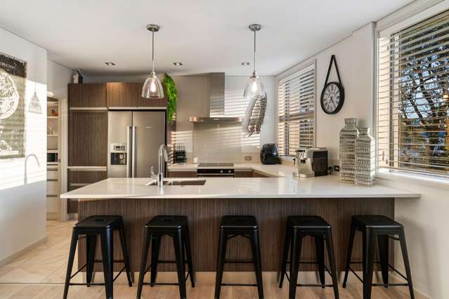 MOTIVATED OVERSEAS VENDORS!