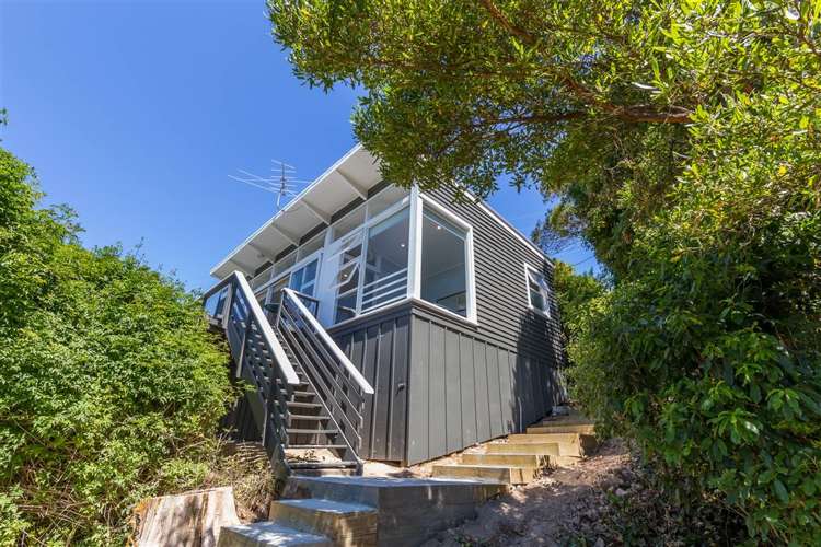 8 Lukes Road Little Akaloa_23