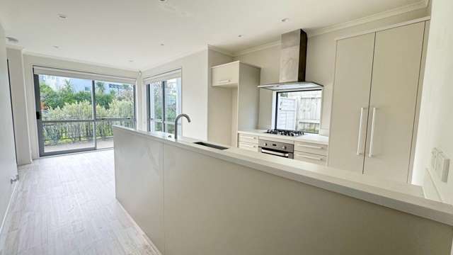 78 Matairangi Avenue Totara Heights_2