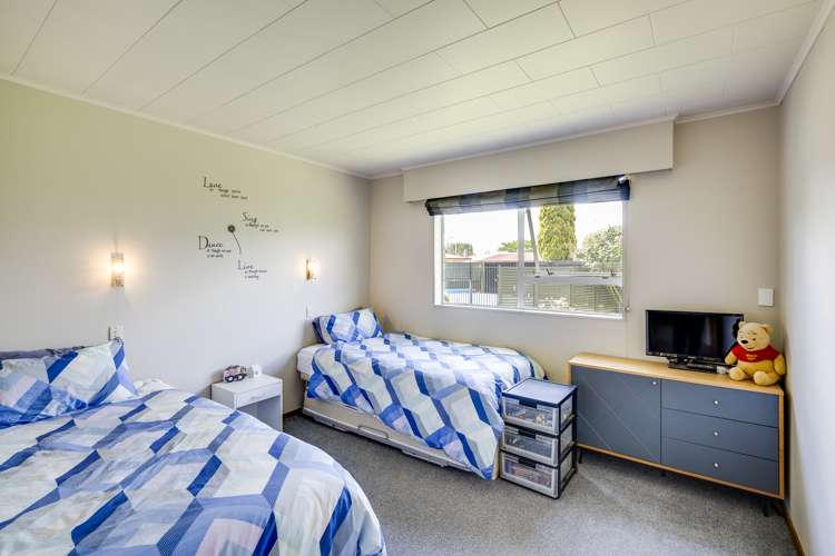 911 Ebbett Street Raureka_10