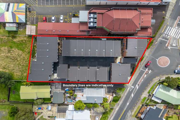17 and 19 Glendale Road_5