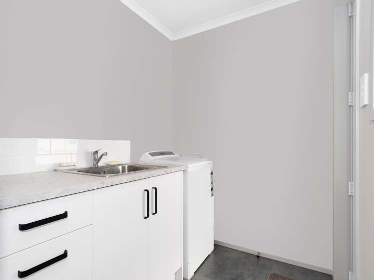 8 Te Ranga Memorial Drive Pyes Pa_16