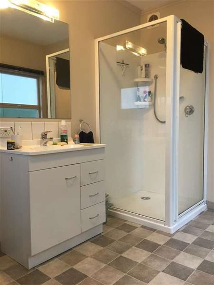 3/42a Songer Street Stoke_5