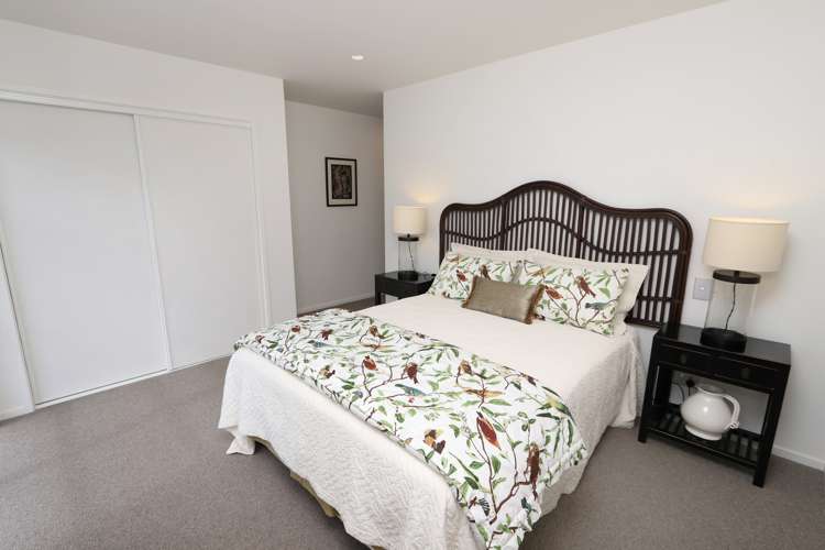 99 Oak Grove Ashburton_16