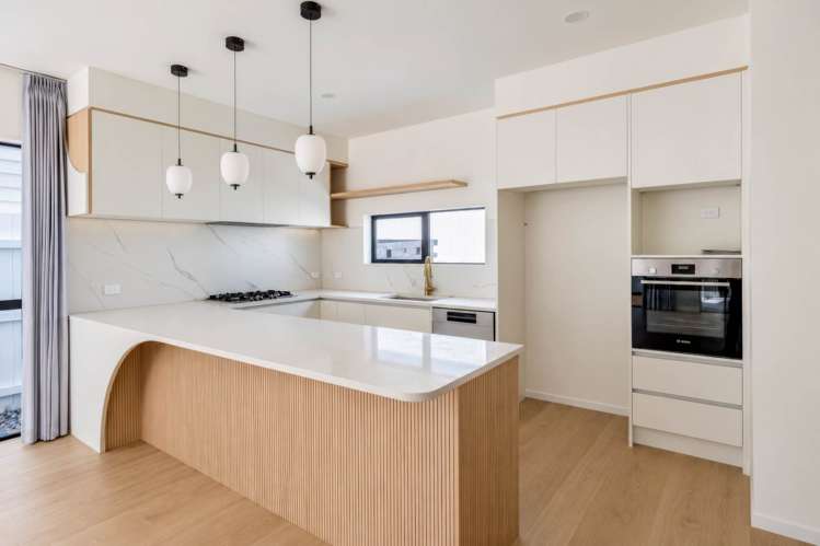 14a Letterkenny Place Blockhouse Bay_5