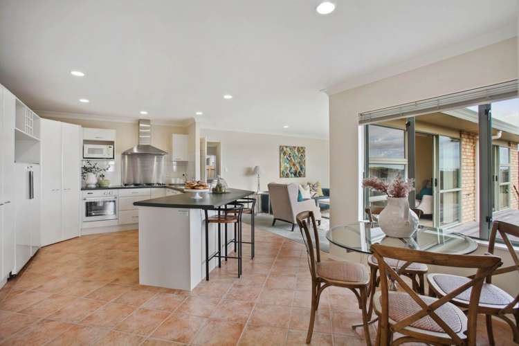 11 Conacher Close East Tamaki Heights_4