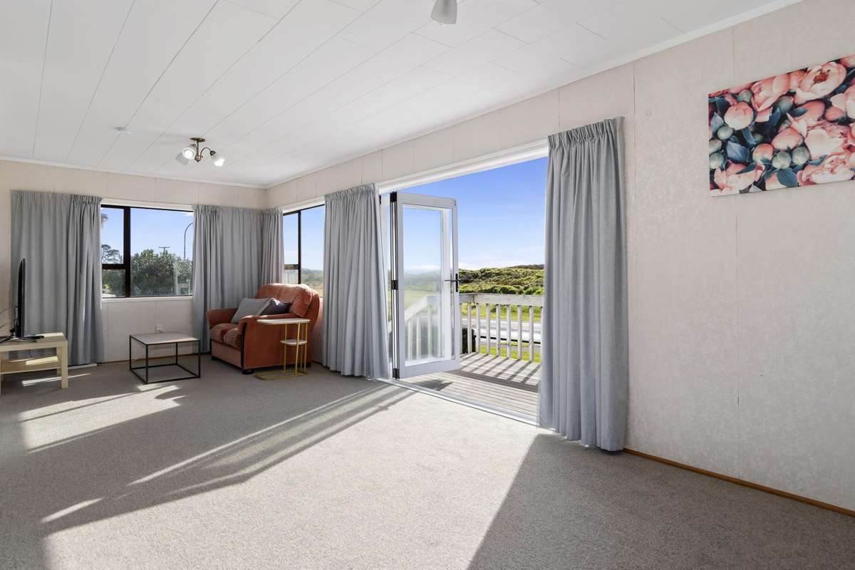 758A and B Papamoa Beach Road_4