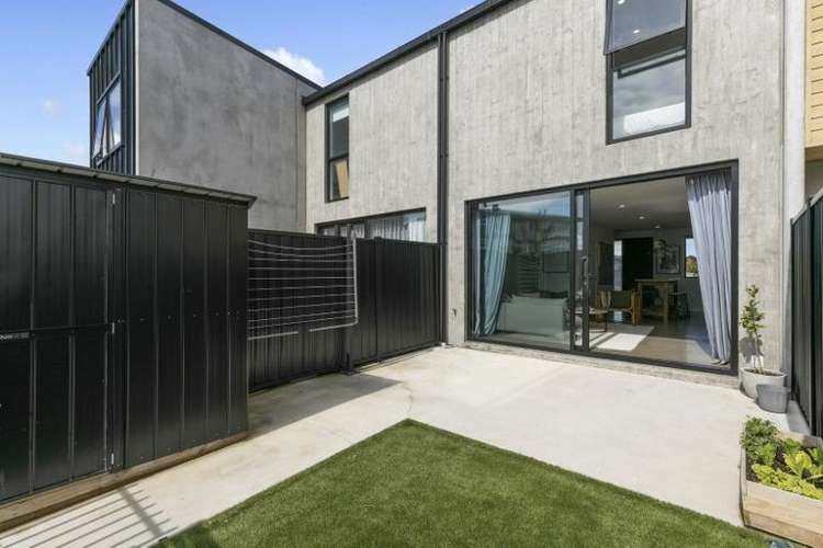  B/439 Jackson Street Petone_11