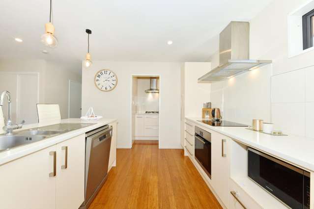 3B Dickson Crescent Hornby_2