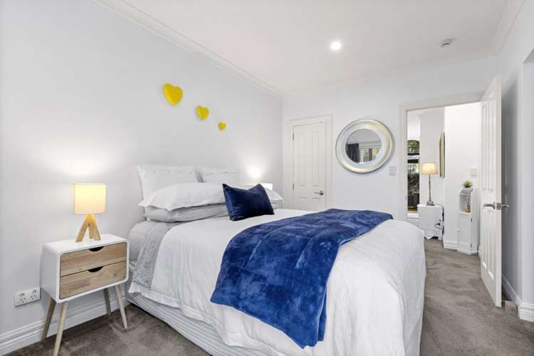 9/177 Hurstmere Road Takapuna_13