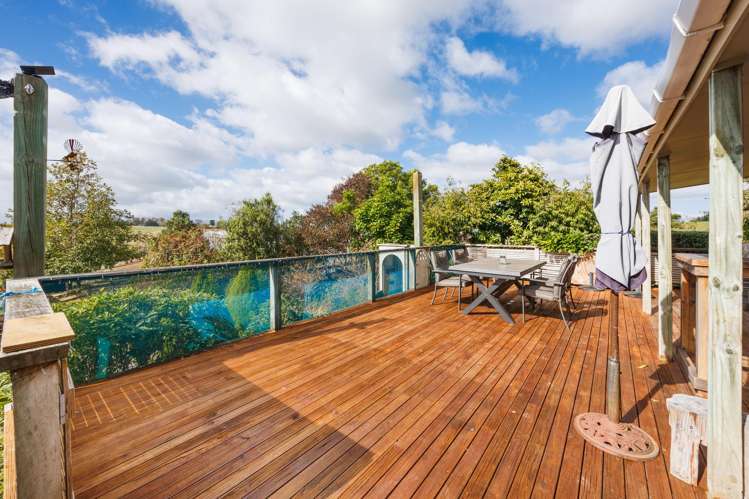 1233 Makino Road Halcombe_16