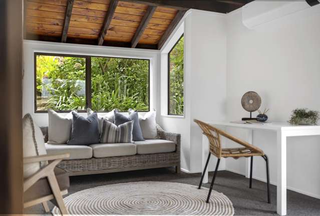64A Mirrabooka Avenue Botany Downs_1