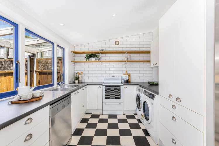 43 Hanover Street Wadestown_17