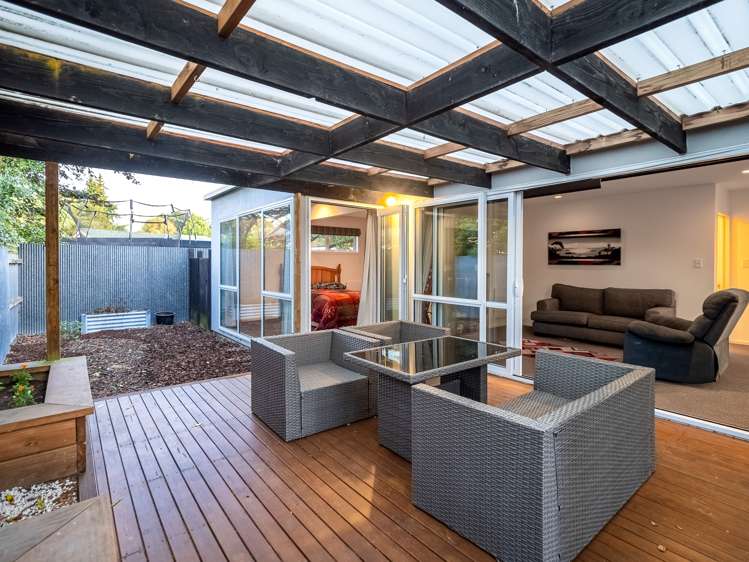 2/5 Tahi Place Belfast_12