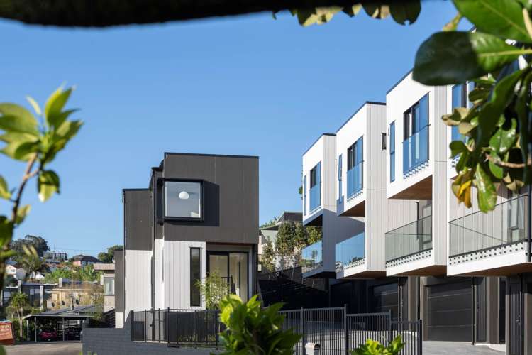 33B St Peters Street Northcote_11