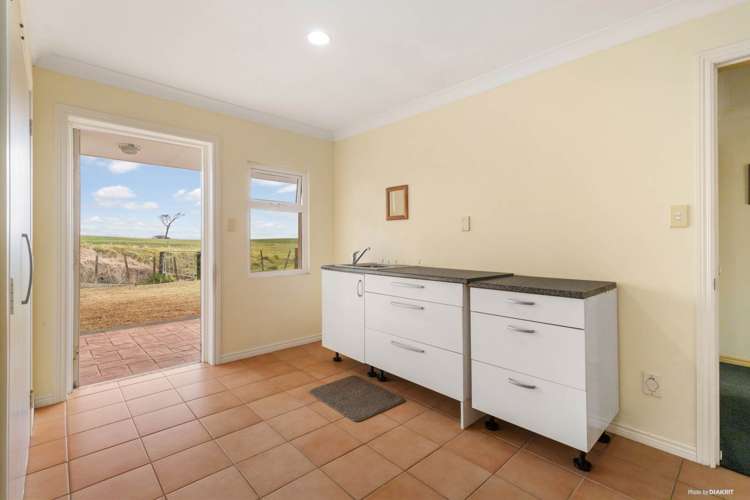 1966 Awhitu Road Waiuku_19