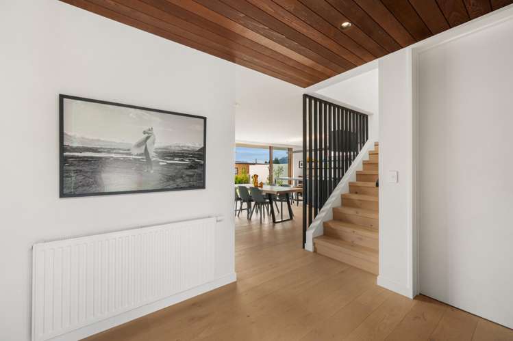 6 Fern Burn Close Wanaka_19