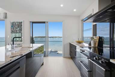 57 Omokoroa Road_1