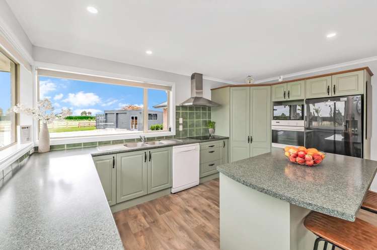 211 Bangor Road Darfield_14