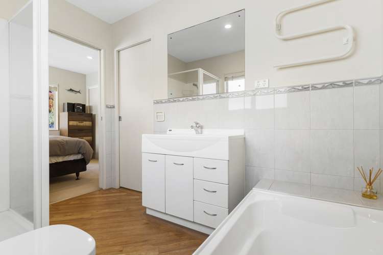 9/48a Exmouth Road Northcote_7