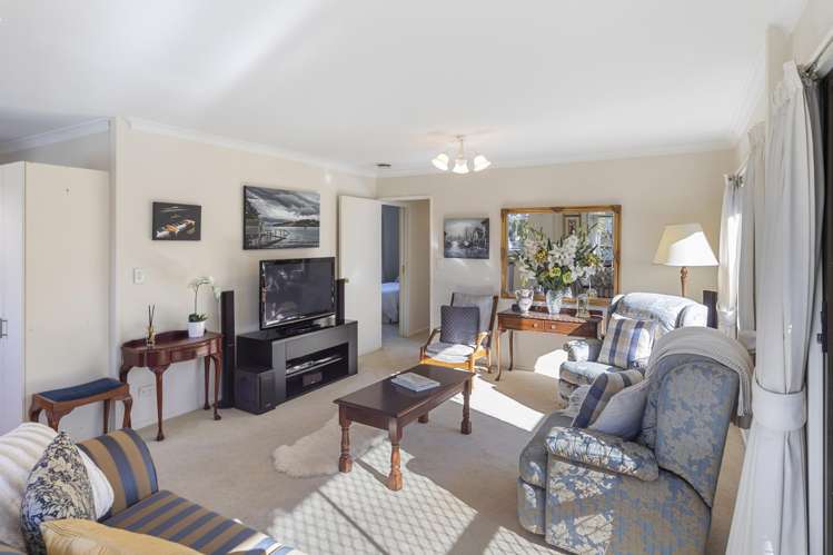 73A Mays Road St Albans_7