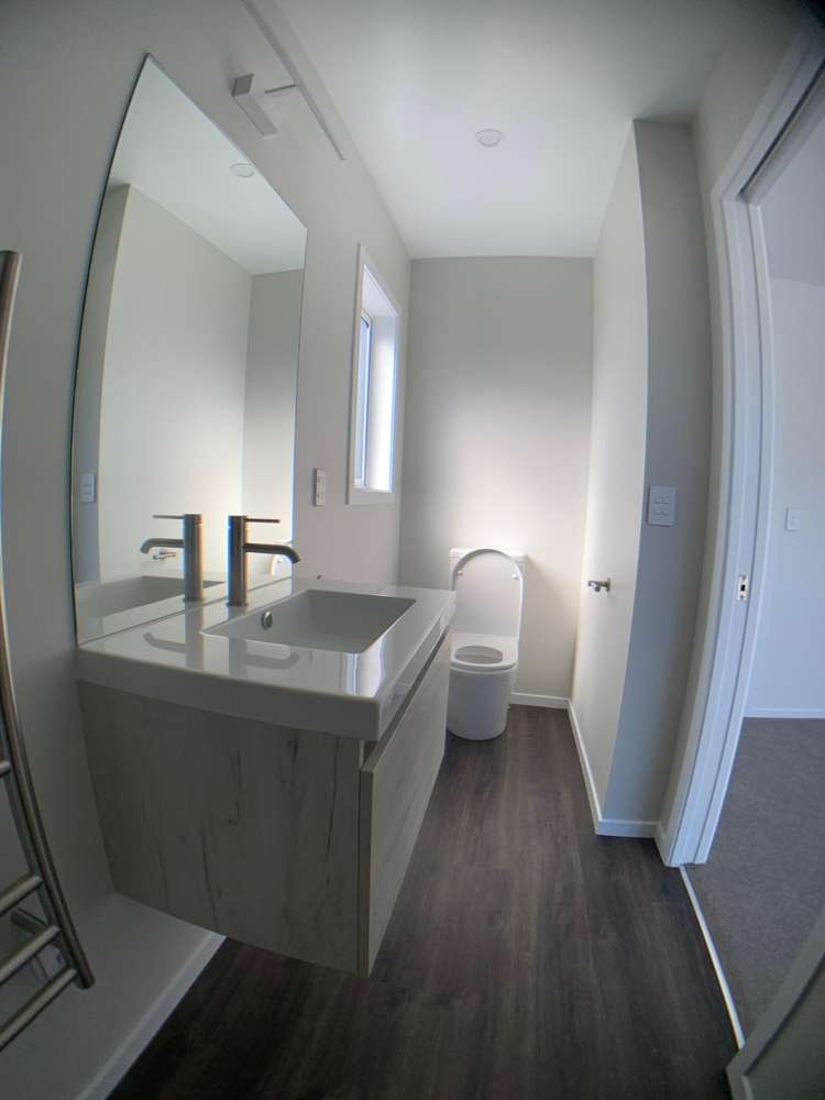  A/19 Marion Street Silverstream_13