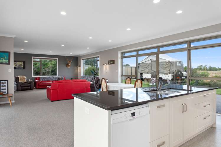 95 Aerodrome Road Thornton_7