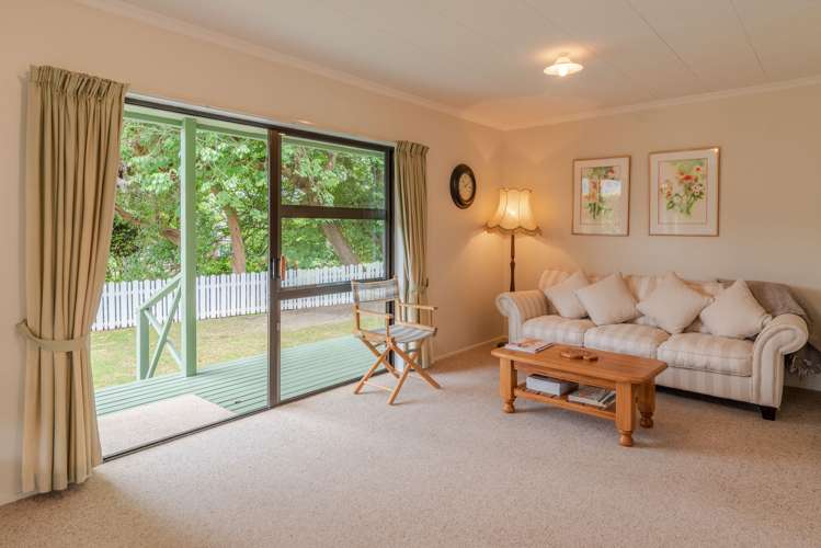 36 Woodills Road Akaroa_5