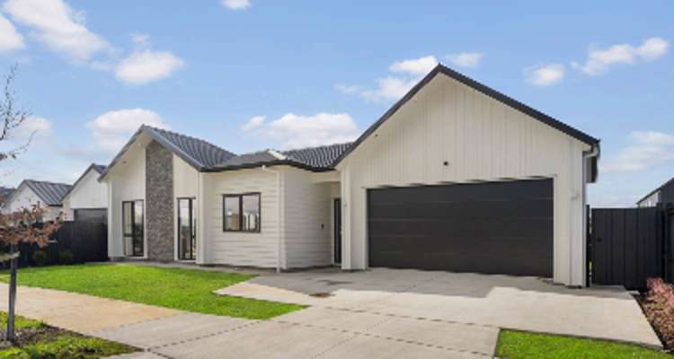 11 Meadows Drive_0