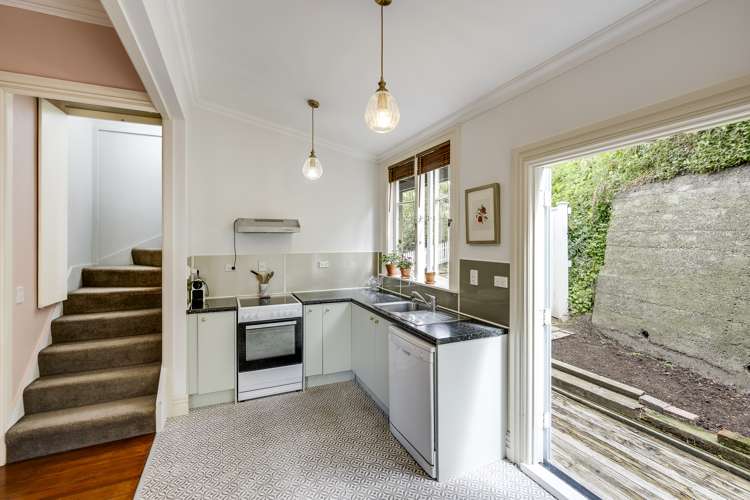 2 Cameron Road Bluff Hill_5