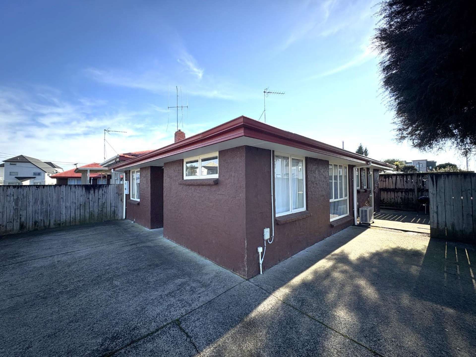 2A Snead Place Hamilton East_0