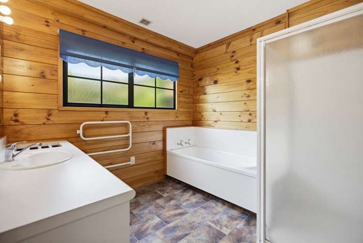 38 Gemini Place Kawaha Point_14