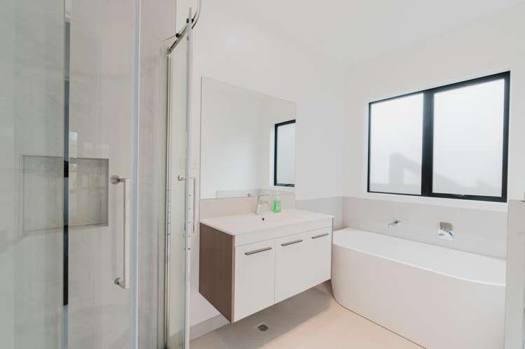 1/18 Church Road Pukete_14