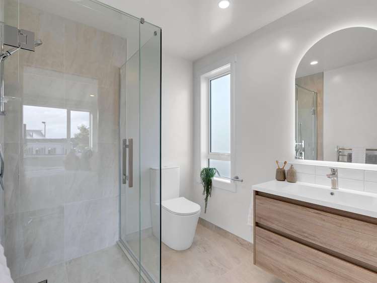 64 Maanihi Drive Rototuna North_18