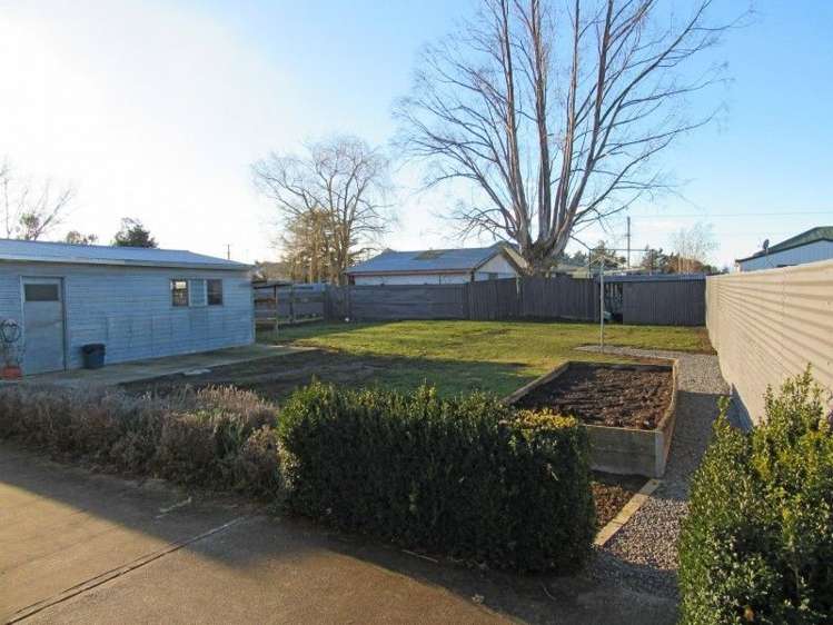 7 Leslie Street Culverden_13