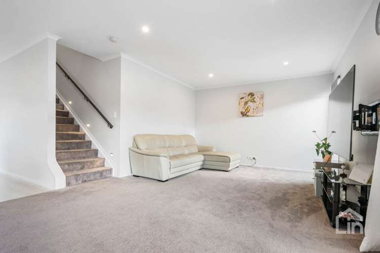 11 Orowaru Avenue Massey_4