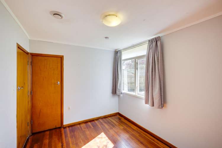 2 Cornwall Road Taradale_10