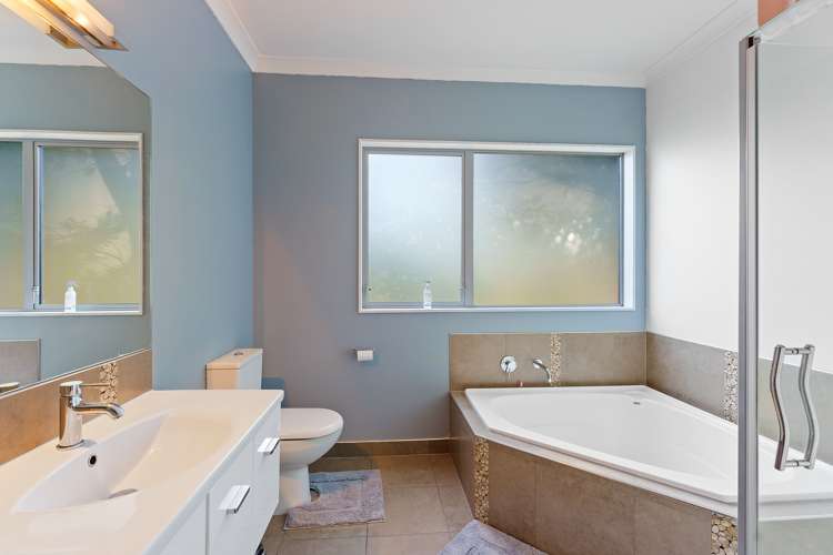 11 Pharazyn Avenue Waikanae Beach_15