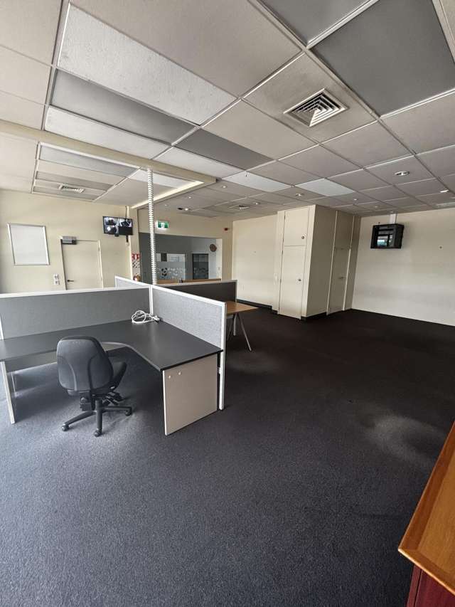 1261 Hinemoa Street Rotorua_4