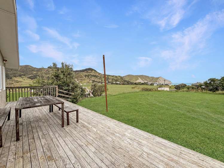 168 Newcastle Street Mahia_8