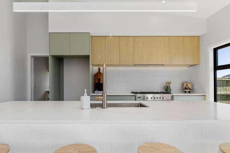 15 Makomako Crescent Wharewaka_11