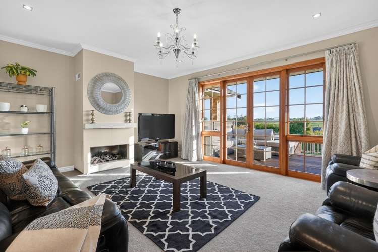 136 Mcrobbie Road Kingseat_12